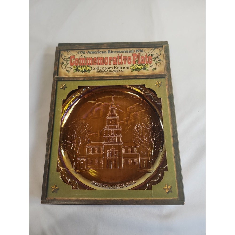 Vintage Indiana Glass Commemorative Plate Gold Carnival Glass Independence‎ Hall